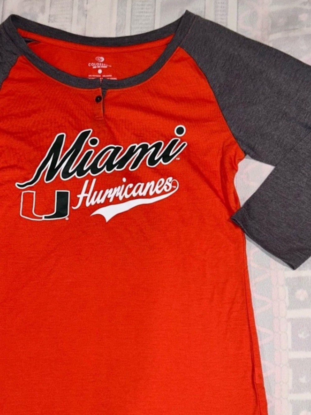 Miami Hurricanes UM canes t-shirt tee orange w/ gray 3/4 sleeves women’s large